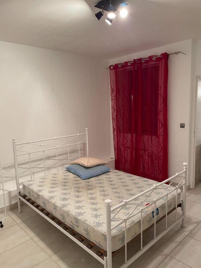 Kd - Appartement Au Coeur De Carcassonne Esterno foto